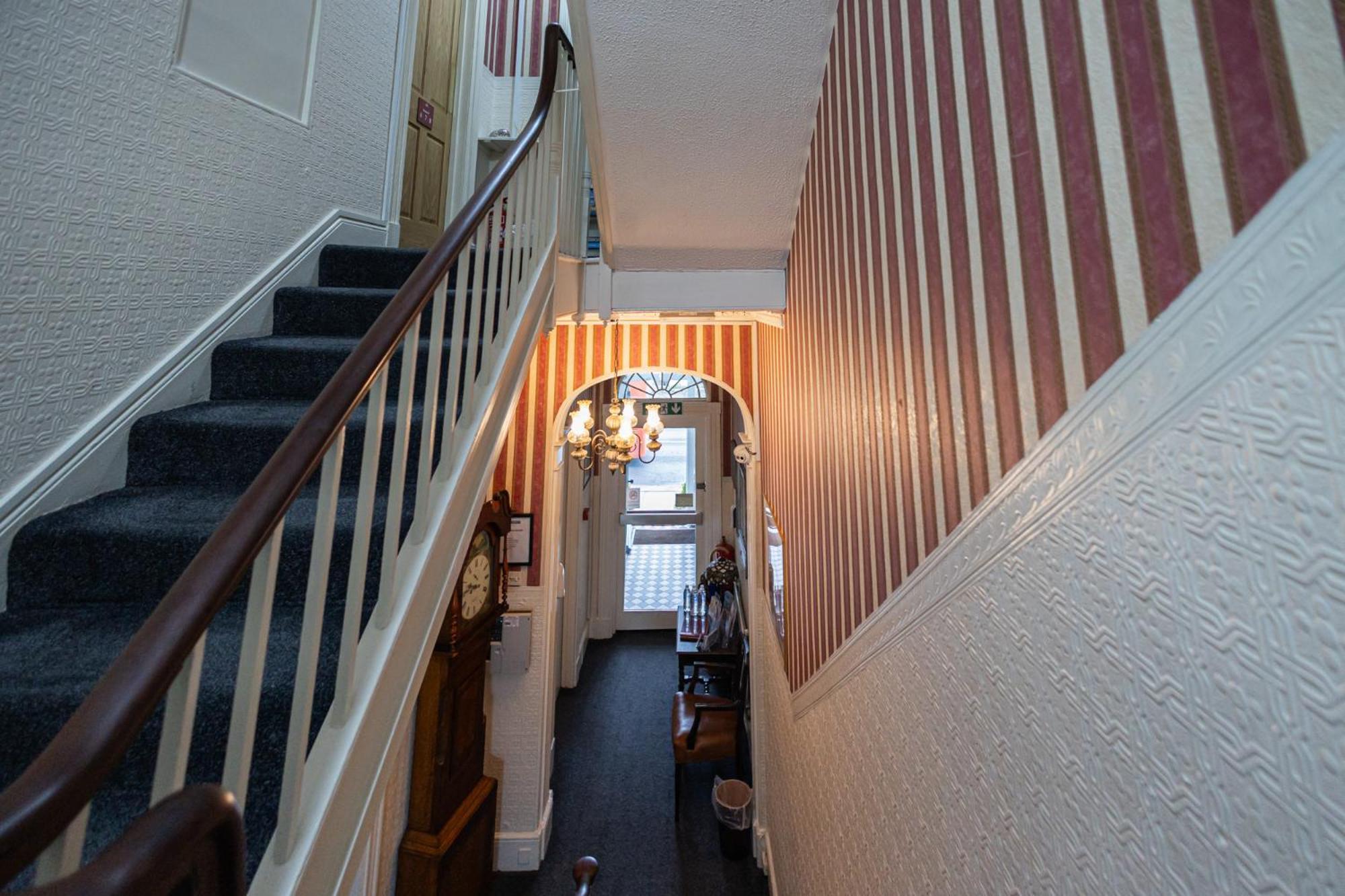 Gresham Guest House Weymouth Eksteriør billede